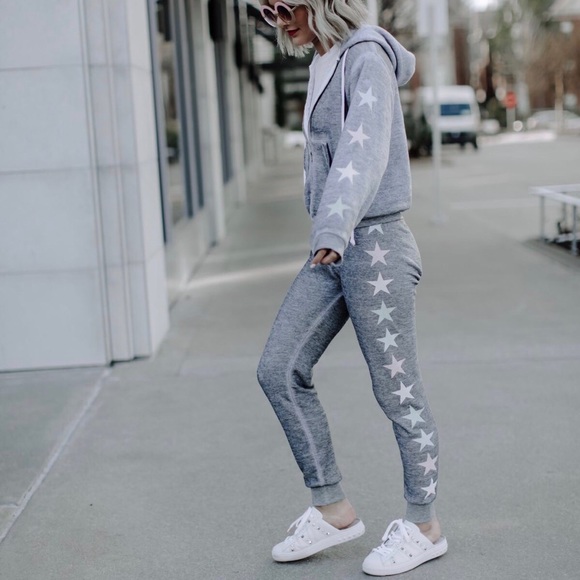 ⭐️🆕 Wildfox ★ Starlight Sweatpants ★ Heather - Picture 2 of 8